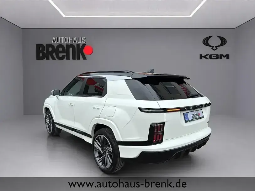 Neu KGM Actyon 120 PS (88 kW) 2025 Weiss SUV
