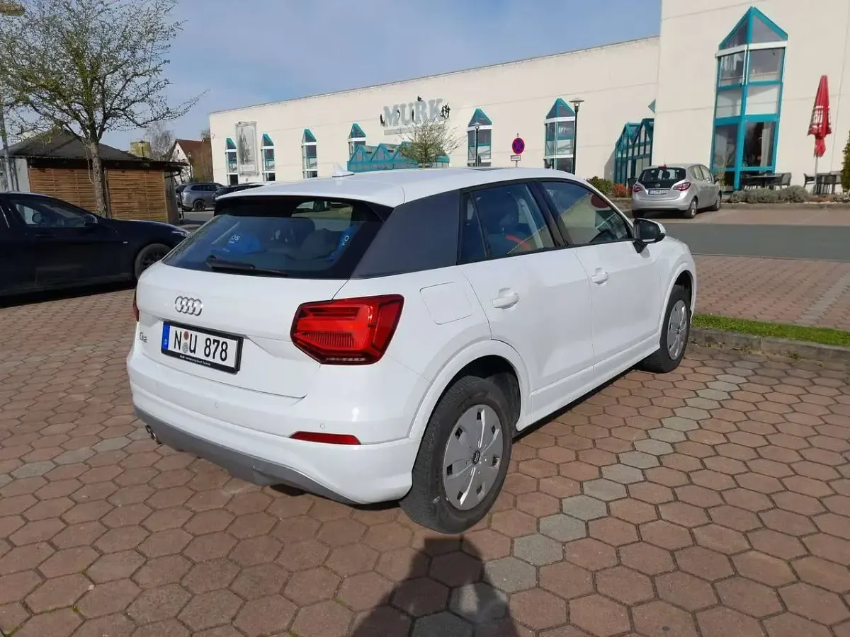 Używany Audi Q2 150 KM (110 kW) 2017 Biały SUV