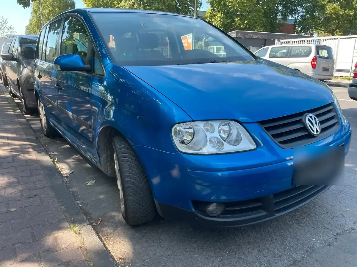 Gebraucht VW Touran 116 PS (85 kW) 2004 Blau Van / Kleinbus