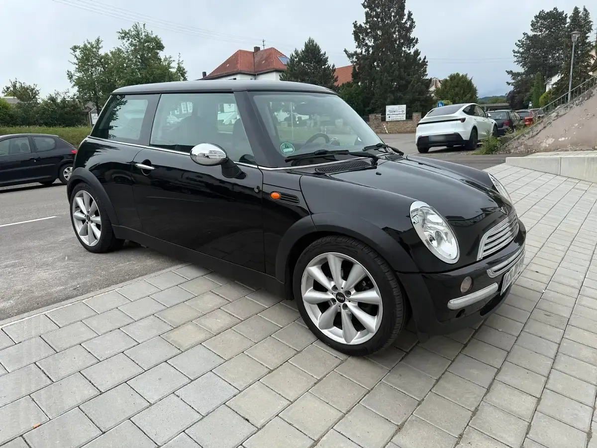 Gebraucht Mini Cooper 116 PS (85 kW) 2004 Schwarz Kleinwagen