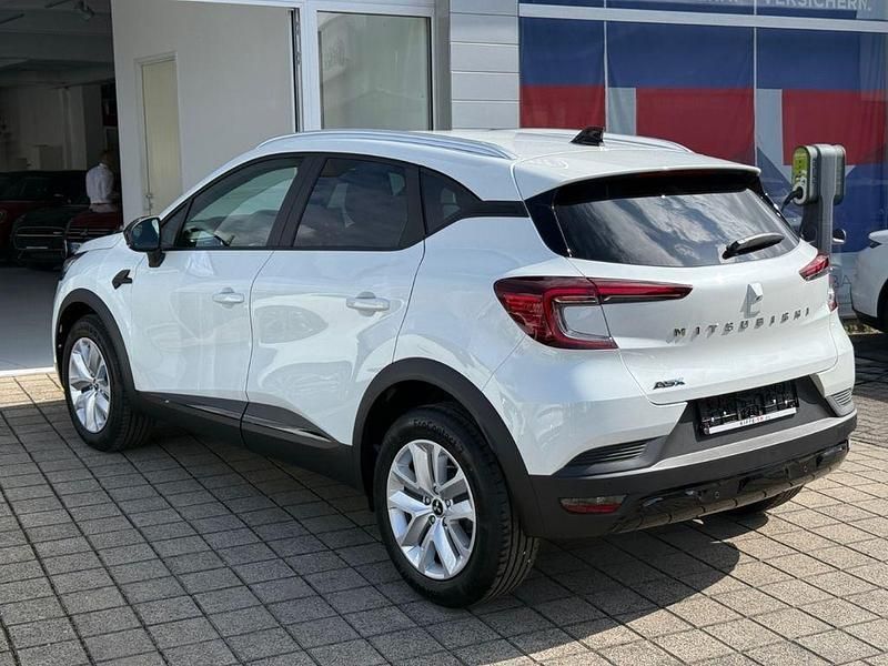 Neu Mitsubishi ASX Plus 91 PS (66 kW) 2025 Royalblau SUV