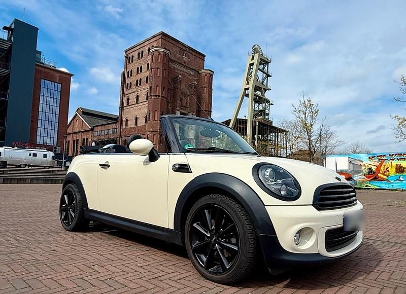 Gebraucht Mini Cooper Cabriolet 98 PS (72 kW) 2011 Beige Cabrio