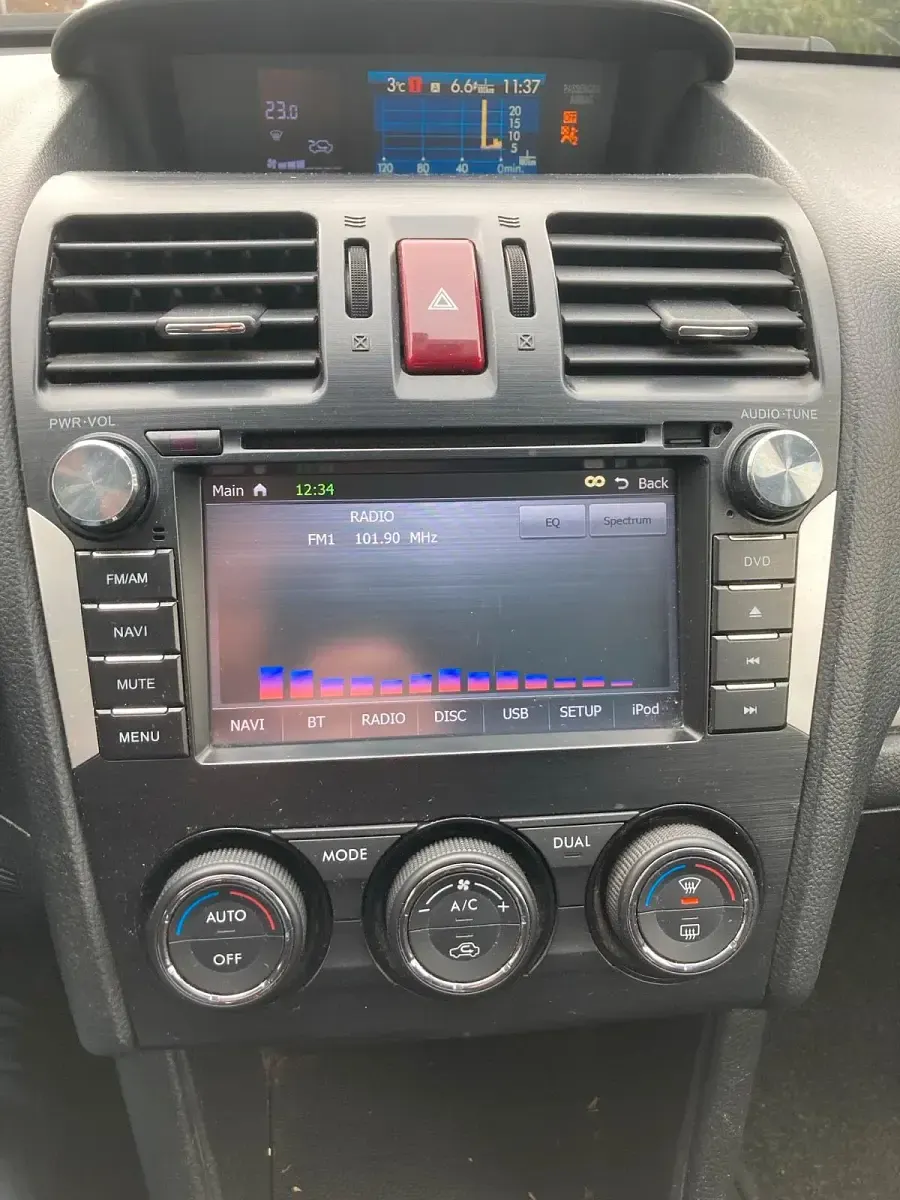 Käytetty Subaru XV 147 HP (108 kW) 2013 Harmaa Katumaasturi