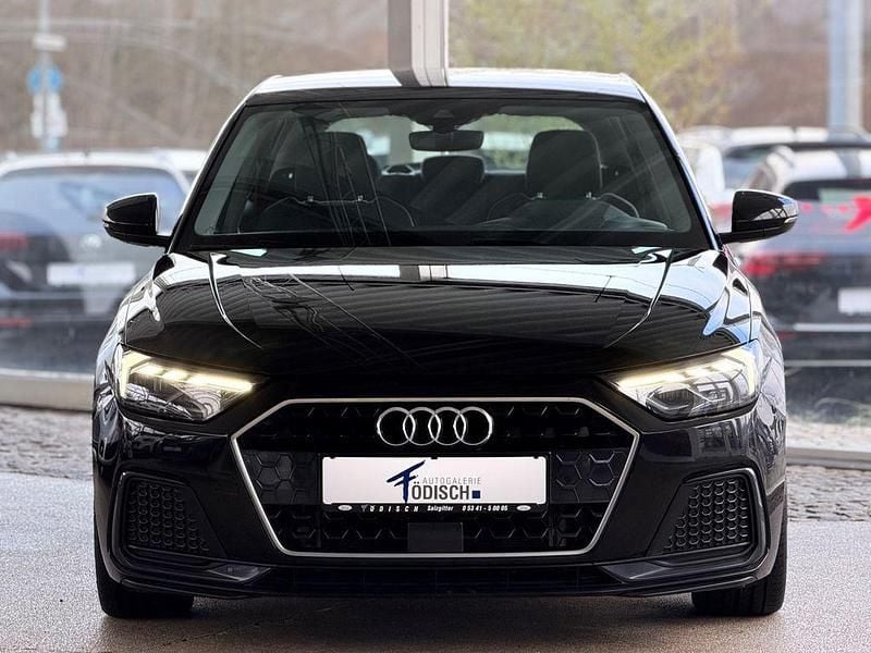 Gebraucht Audi A1 Sportback Ambiente 150 PS (110 kW) 2023 Schwarz Kleinwagen
