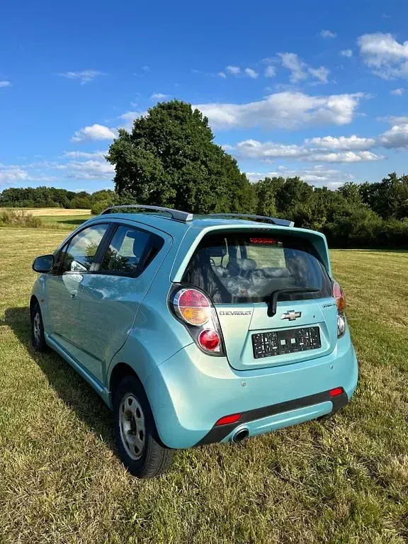 Gebraucht Chevrolet Spark LS 82 PS (60 kW) 2010 Blau Kleinwagen
