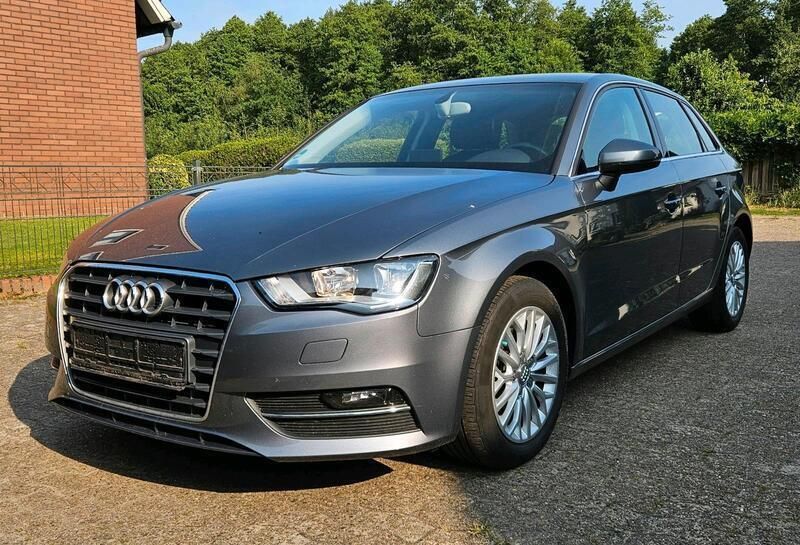 Grau Gebraucht 2013 Audi A3 Limousine | 10.500 € (Fairer Preis) - Bild 1/4