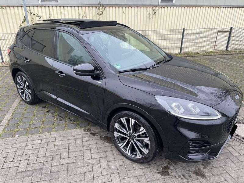 Schwarz Gebraucht 2020 Ford Kuga ST-Line X SUV | 18.500 € (Superpreis) - Bild 1/4