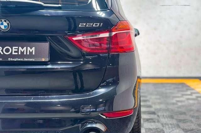 Gebraucht BMW 220 192 PS (141 kW) 2018 Schwarz metallic