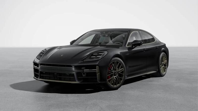 Tiefschwarzmetallic Gebraucht 2024 Porsche Panamera Turbo E-Hybrid Limousine | 195.900 € (Superpreis) - Bild 1/4