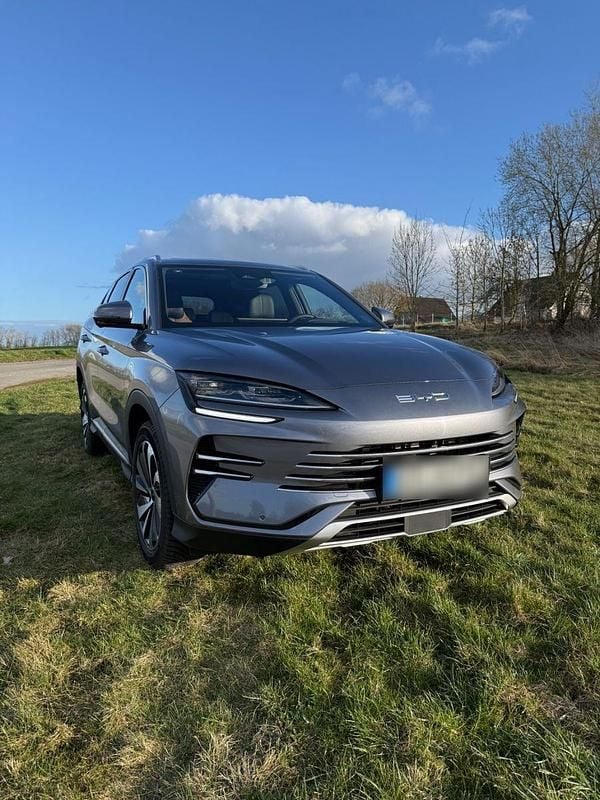 Gebraucht BYD Seal U Design 324 PS (238 kW) 2025 Grau SUV