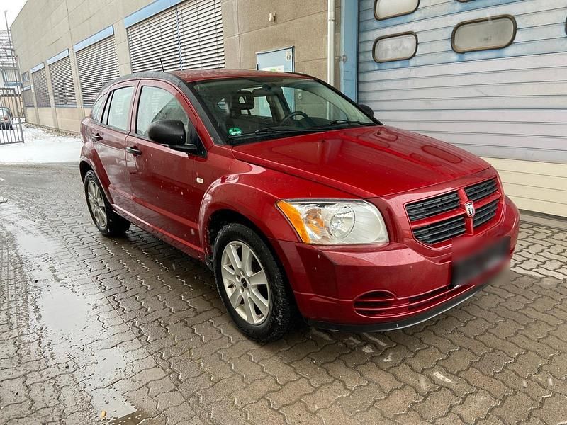 Gebraucht Dodge Caliber 150 PS (110 kW) 2010 Rot Kleinwagen