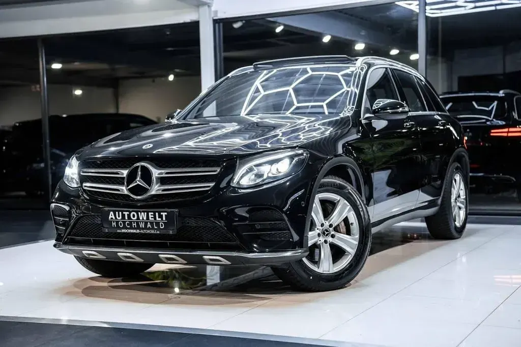 Gebraucht Mercedes GLC220 AMG line 170 PS (125 kW) 2018 Schwarz SUV