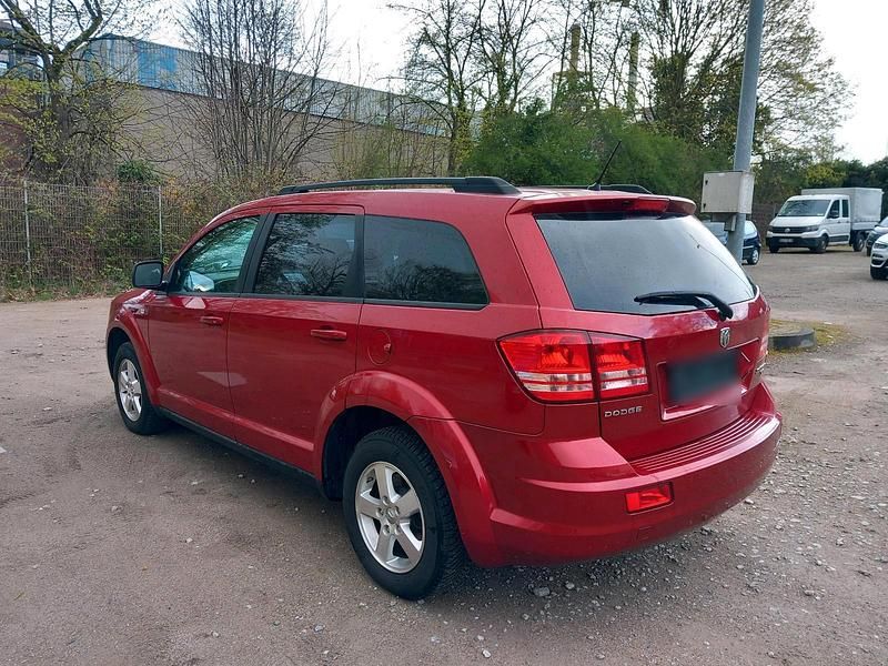 Gebraucht Dodge Journey 170 PS (125 kW) 2008 Rot SUV
