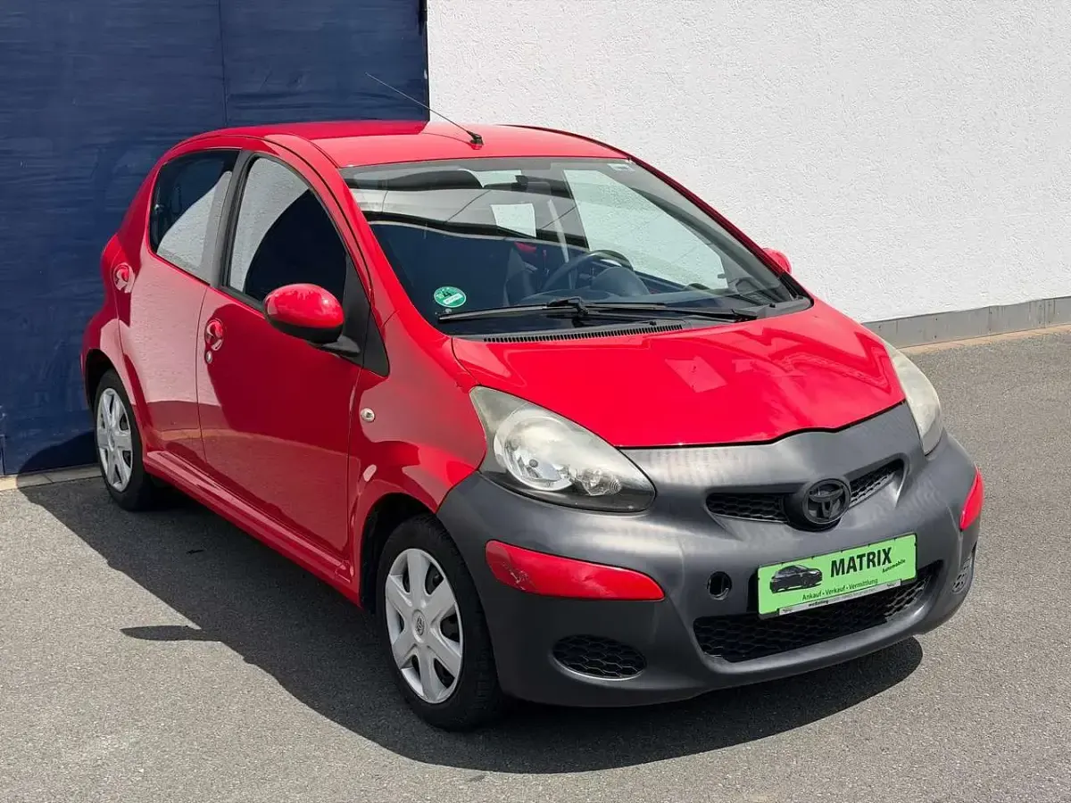 Gebraucht Toyota Aygo Cool 68 PS (50 kW) 2009 Fire red Kleinwagen