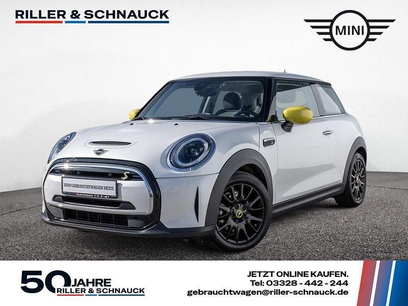 Gebraucht Mini Cooper SE Classic 135 kW (184 PS) 2023 Weiß Kleinwagen