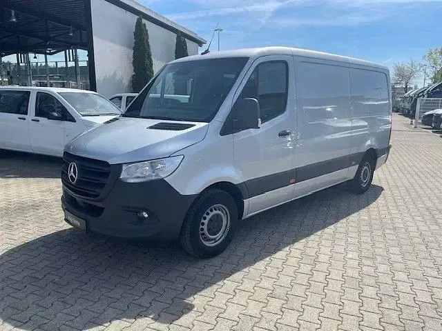 Occasion Mercedes Sprinter 150 ch (110 kW) 2022 Argent Van