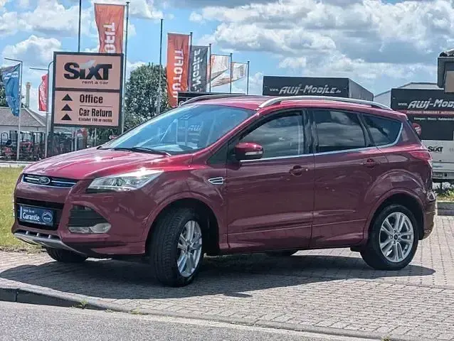 Gebraucht Ford Kuga Individual 180 PS (132 kW) 2016 Rot SUV
