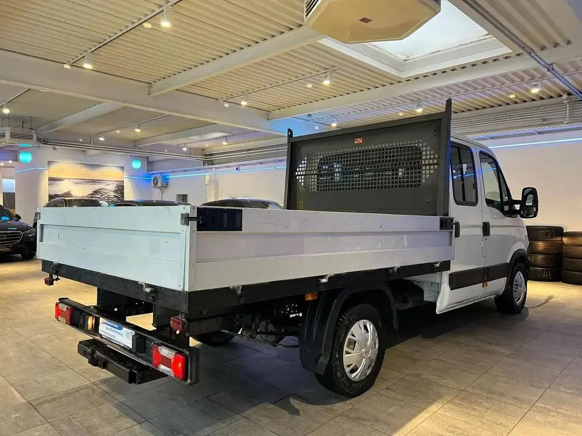 Gebraucht Iveco Daily 145 PS (106 kW) 2014 Weiß