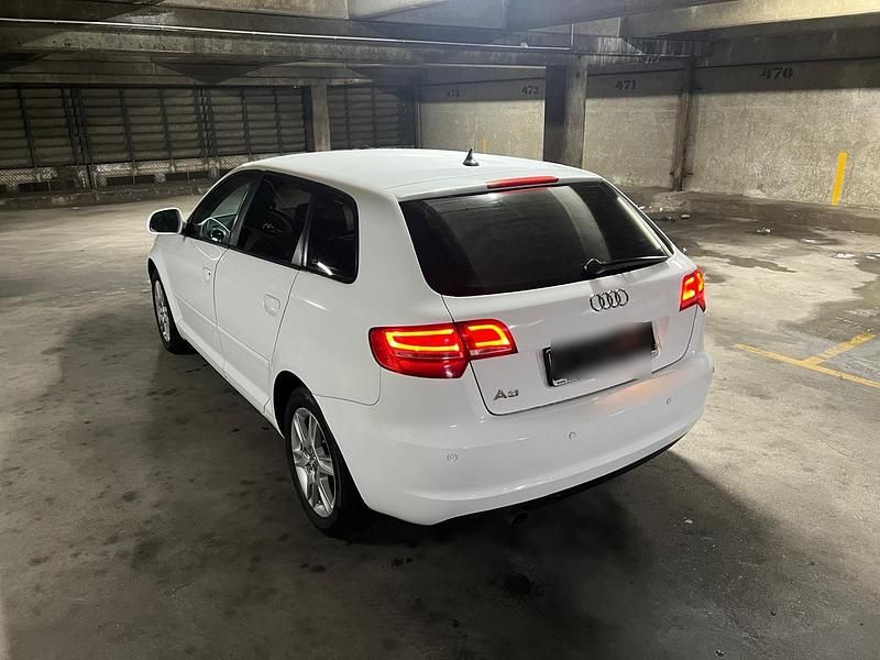 Gebraucht Audi A3 102 PS (75 kW) 2008 Weiß Kleinwagen