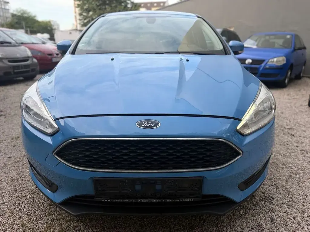 Gebraucht Ford Focus 125 PS (91 kW) 2016 Blau Limousine