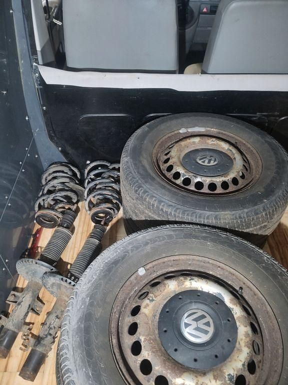 Gebraucht VW Transporter 101 PS (74 kW) 2009 Grau Van