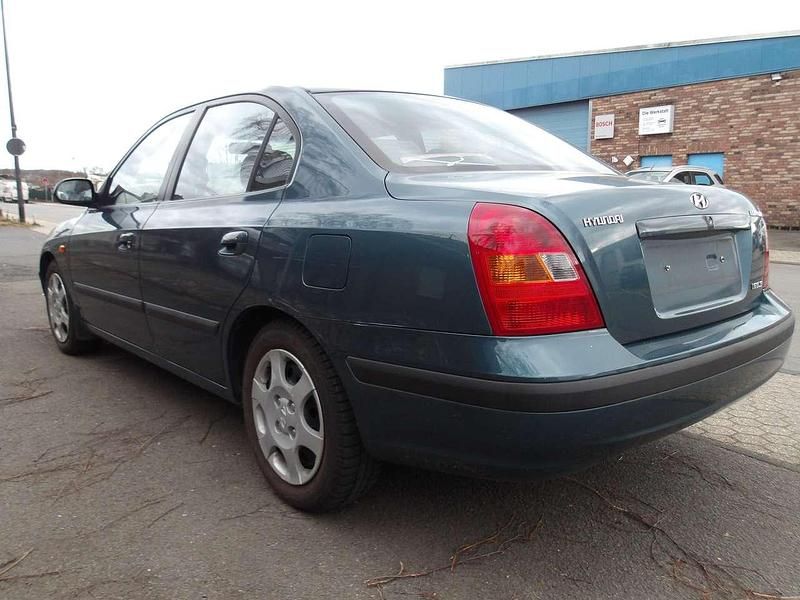 Gebraucht Hyundai Elantra GLS 107 PS (78 kW) 2001 Blau Limousine