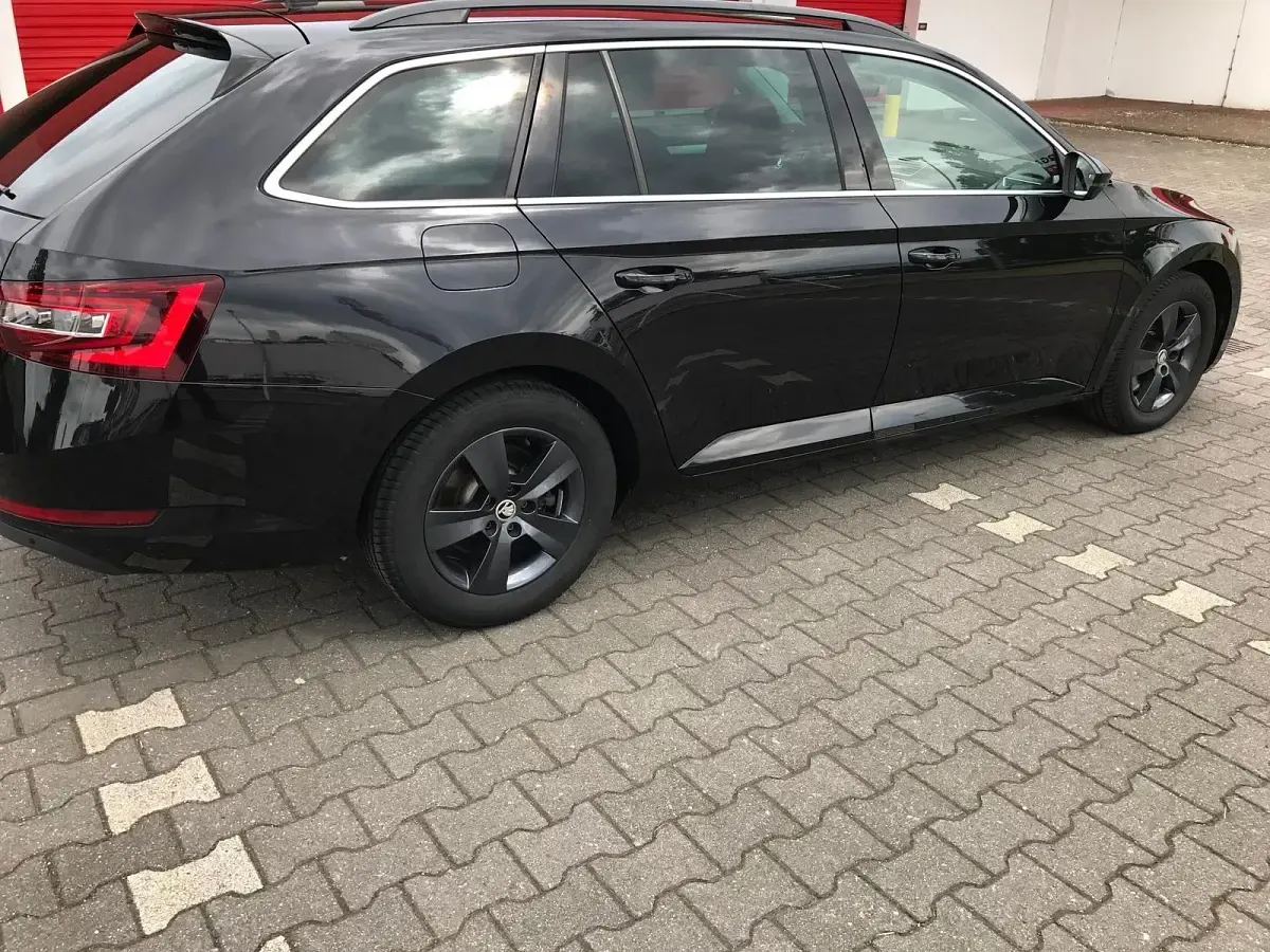 Brugt Skoda Superb 150 HK (110 kW) 2018 Sort Stationcar