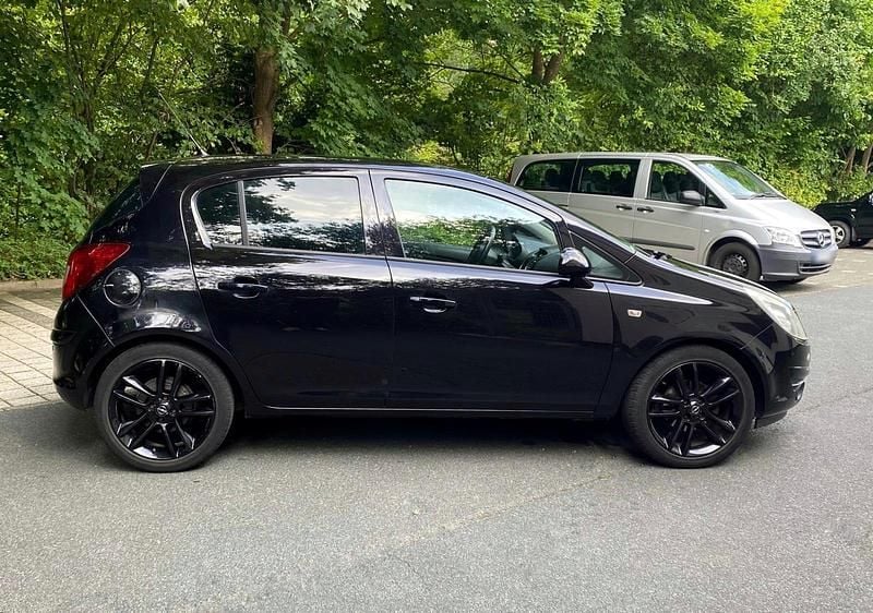 Gebraucht Opel Corsa 82 PS (60 kW) 2009 Schwarz Kleinwagen