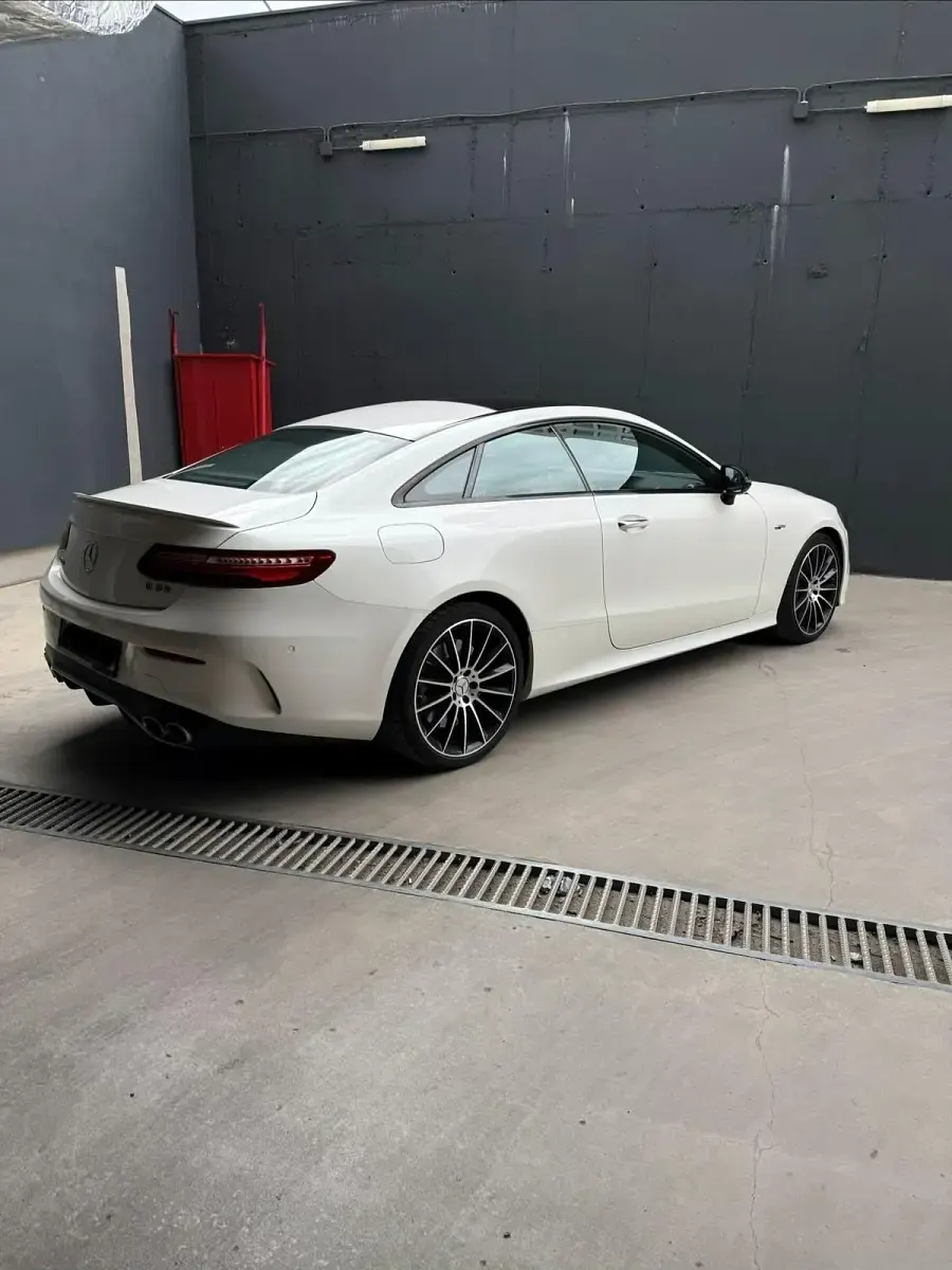 Gebraucht Mercedes E53 AMG AMG 435 PS (319 kW) 2020 Weiß Coupé