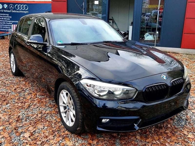 Gebraucht BMW 116 Advantage 116 PS (85 kW) 2016 Schwarz Kleinwagen