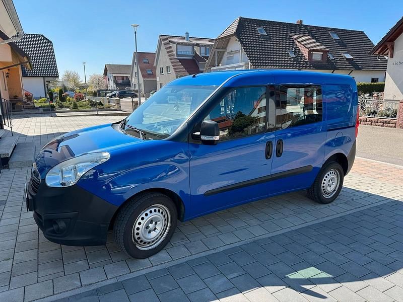 Blau Gebraucht 2012 Opel Combo Van / Kleinbus | 6.250 € - Bild 1/4