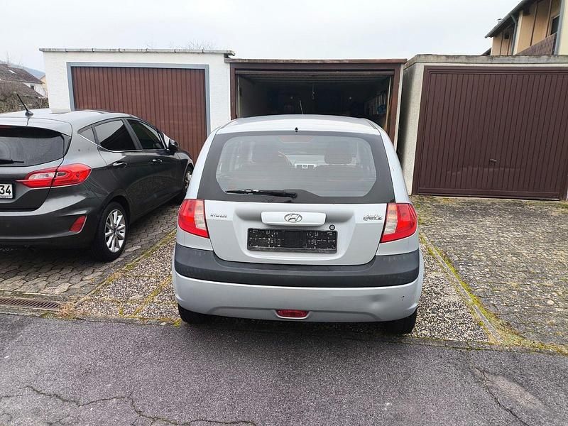 Gebraucht Hyundai Getz 97 PS (71 kW) 2007 Silber Kleinwagen