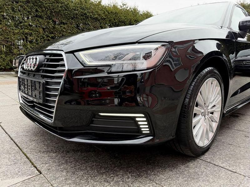 Gebraucht Audi A3 Sport 150 PS (110 kW) 2017 Schwarz Limousine