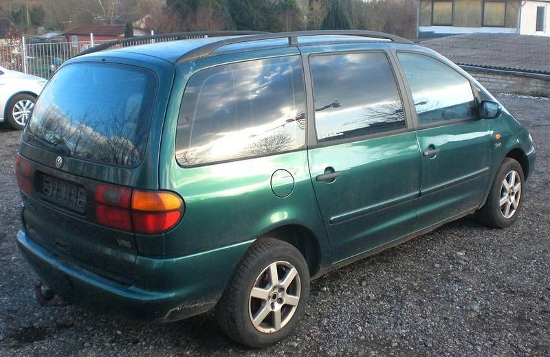 Gebraucht VW Sharan Highline 110 PS (80 kW) 1997 Grün Van / Kleinbus