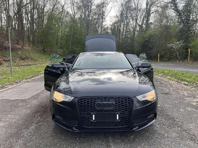 Gebraucht Audi A5 Sportback 177 PS (130 kW) 2015 Schwarz Kleinwagen