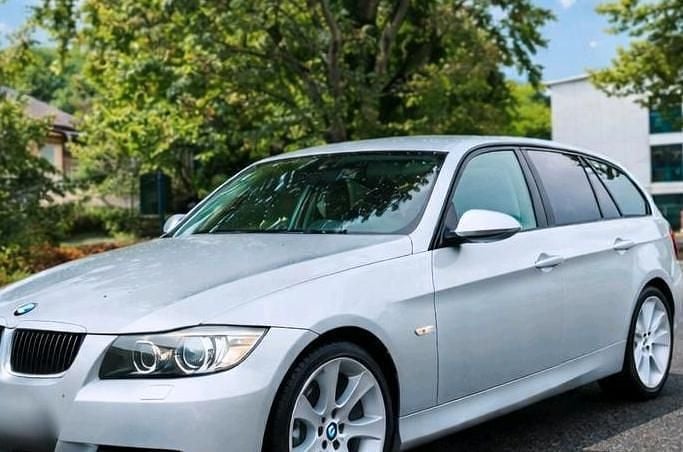 Gebraucht BMW 320 163 PS (119 kW) 2006 Silber Kombi