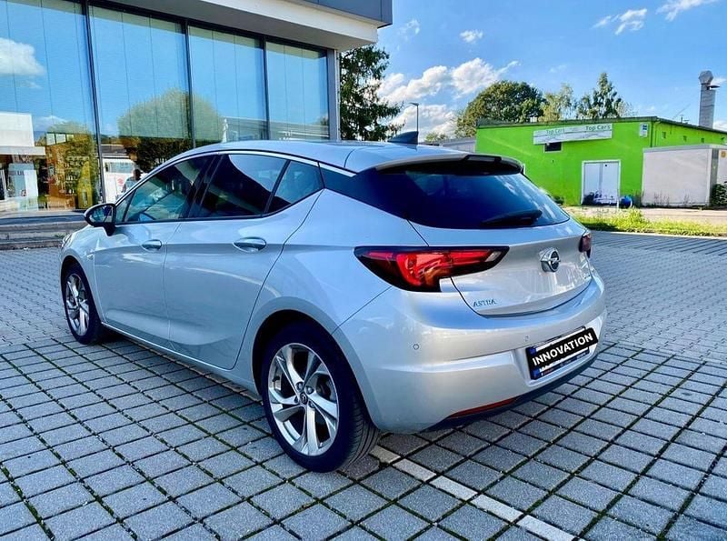 Gebraucht Opel Astra Innovation 125 PS (91 kW) 2017 Silber Limousine