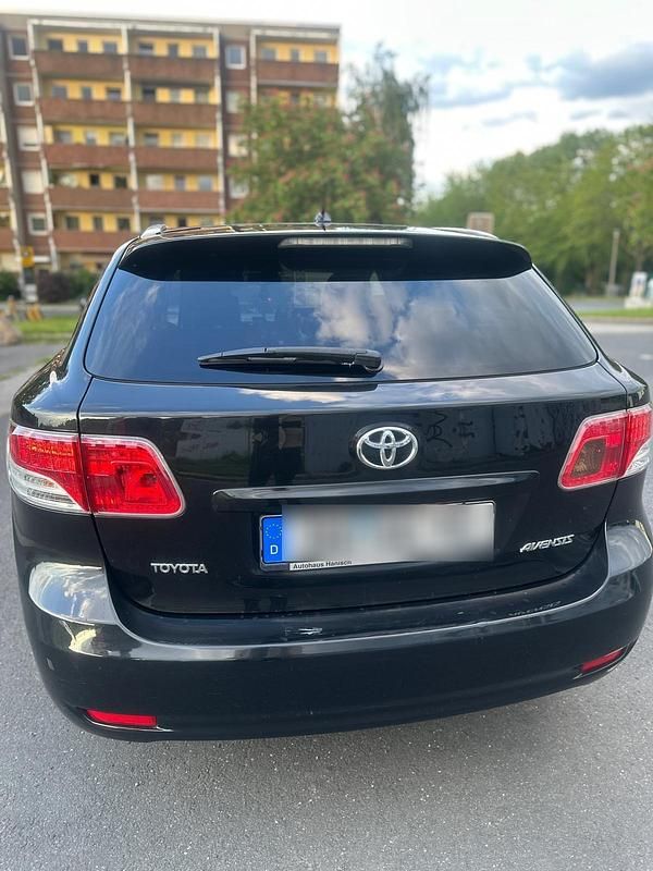 Gebraucht Toyota Avensis 2011 Schwarz Kombi