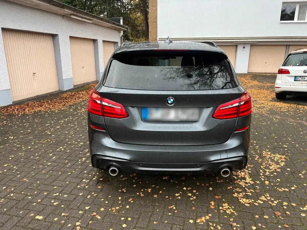 Gebraucht BMW 220 Active Tourer M Sport 192 PS (141 kW) 2019 Van / Kleinbus