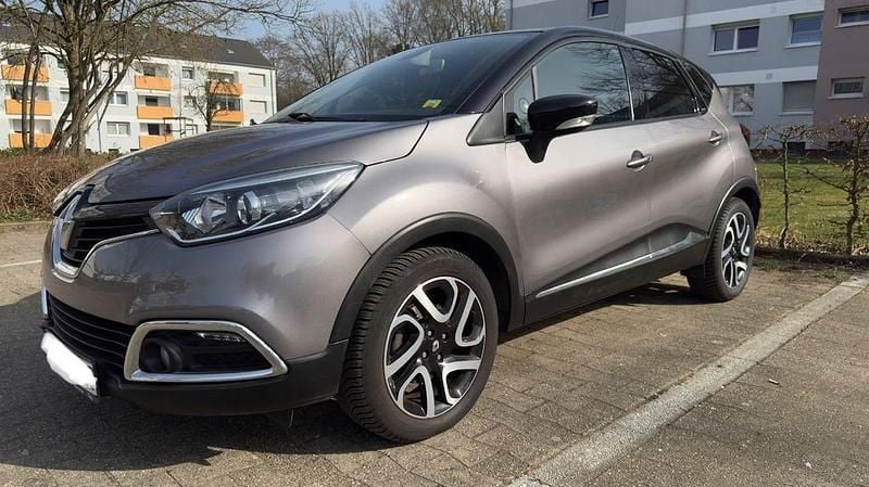 Gebraucht Renault Captur Luxe 120 PS (88 kW) 2014 Silber SUV