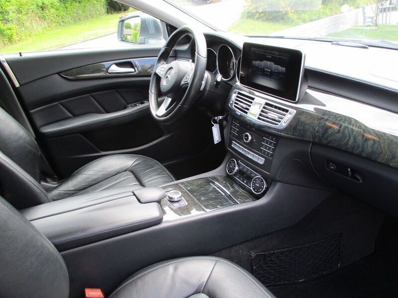Gebraucht Mercedes CLS220 170 PS (125 kW) 2015 Grau Limousine