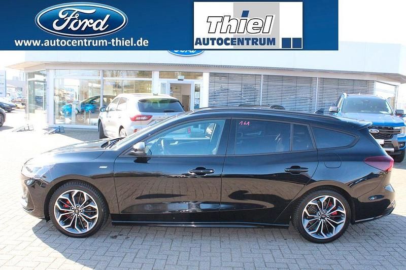 Gebraucht Ford Focus ST-Line X 155 PS (114 kW) 2025 Schwarz Limousine