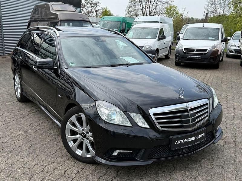 Gebraucht Mercedes E350 AMG 265 PS (194 kW) 2011 Schwarz Kombi