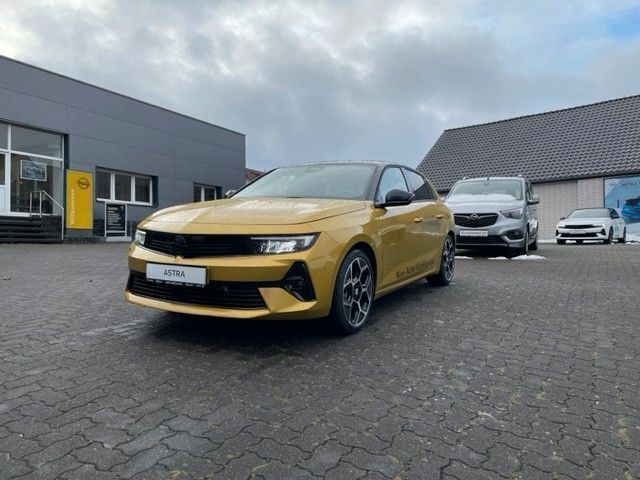 Gelb Gebraucht 2022 Opel Astra GS Line Limousine | 24.280 € (Fairer Preis) - Bild 1/4