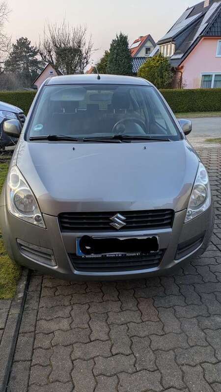 Grau Gebraucht 2009 Suzuki Splash Basic Kleinwagen | 2.400 € (Teuer) - Bild 1/4