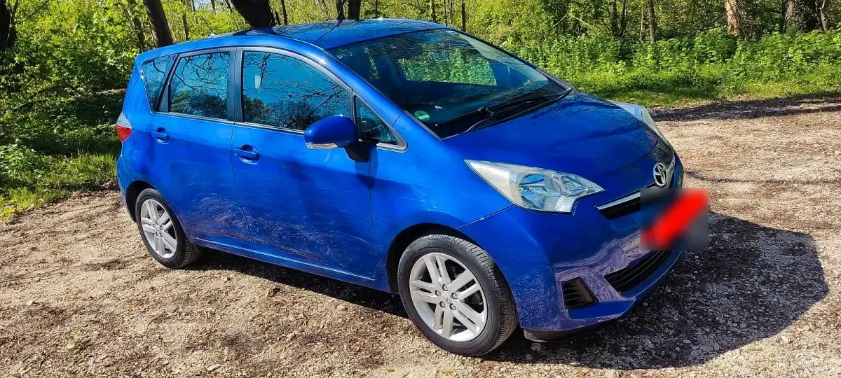 Gebraucht Toyota Verso 2011 Blau Van / Kleinbus