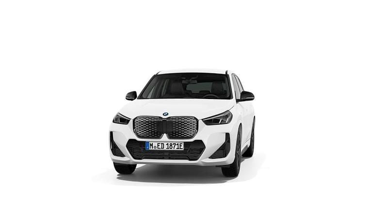 Gebraucht 2025 BMW iX1 Luxury Line SUV | 40.990 € (Superpreis) - Bild 1/4