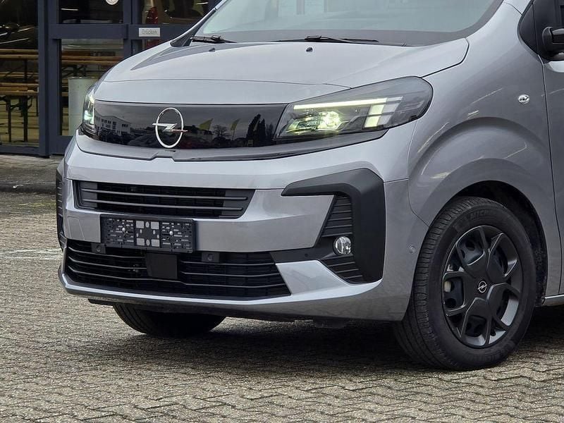 Gebraucht Opel Zafira Edition 177 PS (130 kW) 2025 Grau Van / Kleinbus