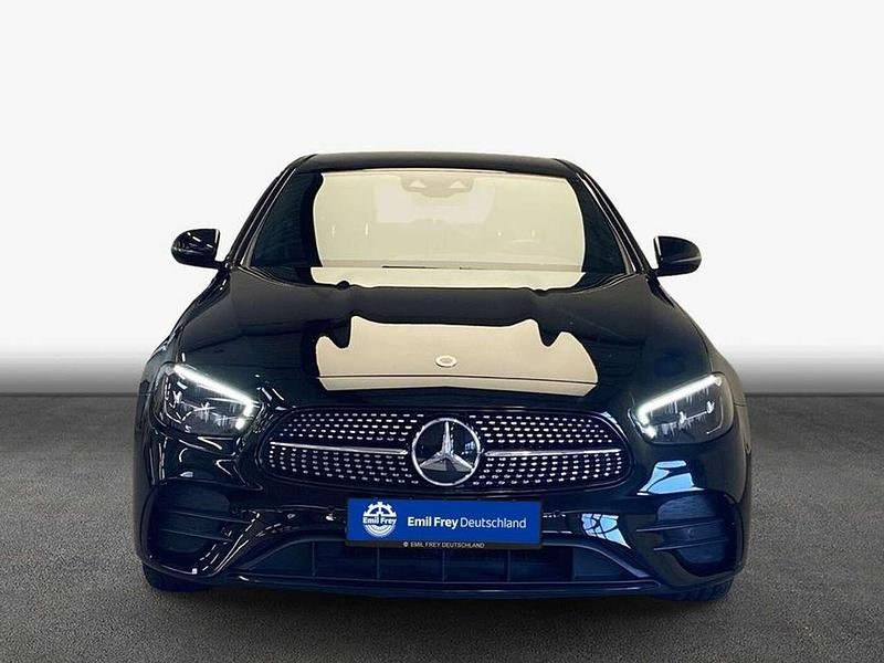 Gebraucht Mercedes E300 AMG 306 PS (225 kW) 2022 Schwarz Limousine