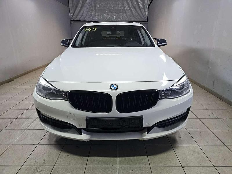 Second-hand BMW 320 184 CP (135 kW) 2015 Alb Hatchback